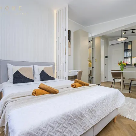 Cozy Old Town With Free Parking, Ac & Kitchen * Reval