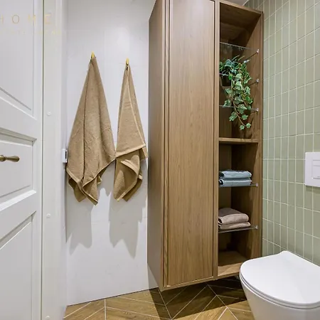 Apartament Luxury Next To Old Town
